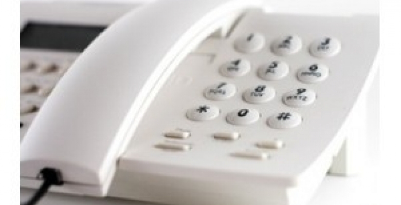 Kurmenē atslēdz fiksētās telefonlīnijas