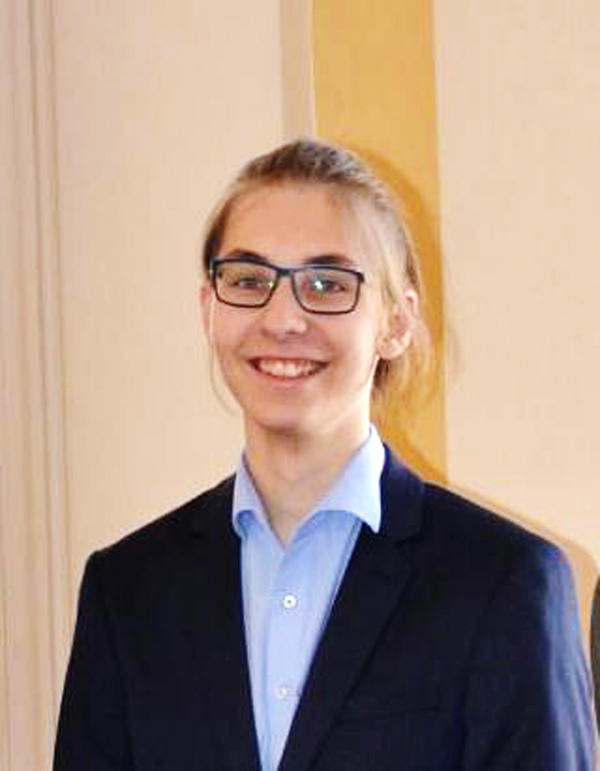 Komentāri: sarežģītā matemātika
