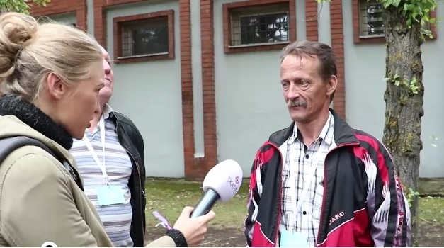 VIDEO: Kā jūtas autobusa šoferi Dziesmu svētku mēģinājumu laikā?