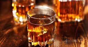 Baltijas valstu iedzīvotāji alkoholam iztērē procentuāli lielāko izdevumu daļu ES