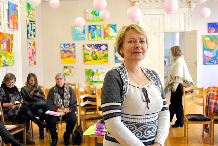FOTO: Latvijas kultūras vēstnieki tiekas Svitenes muižā