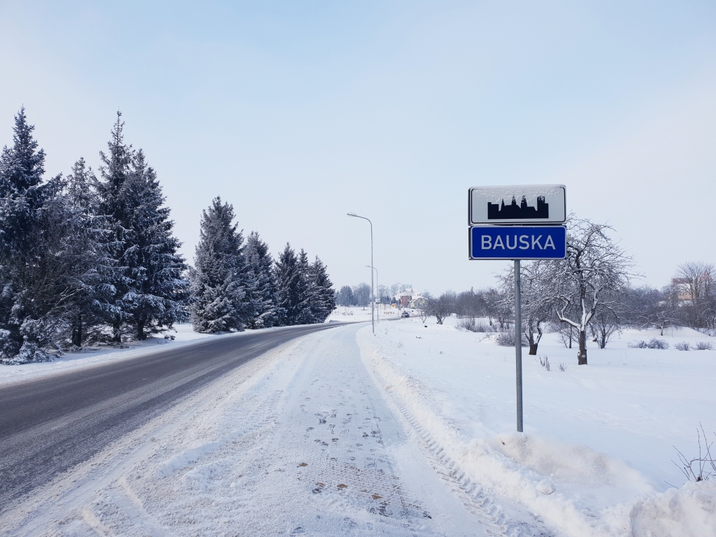 Naktī uz trešdienu no Bauskas izvedīs sniegu