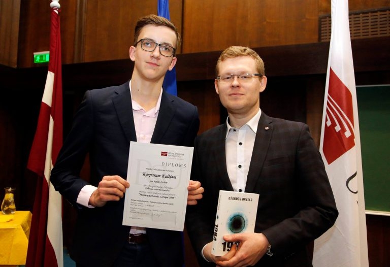 Baušķenieks Kaspars Kalējs uzvar Latvijas mēroga runas konkursā