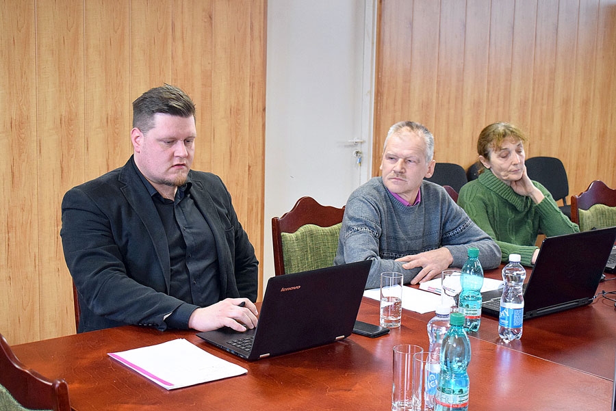 Reorganizēs Valles vidusskolu