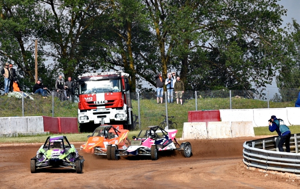 FOTO: «Mūsa Raceland» trasē norisinājies Eiropas čempionāta autokrosā otrais posms