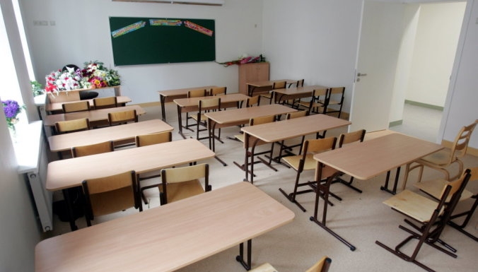 Pagaidām neplāno valsts mērogā noteikt minimālo vērtējumu skolēnu uzņemšanai vidusskolā
