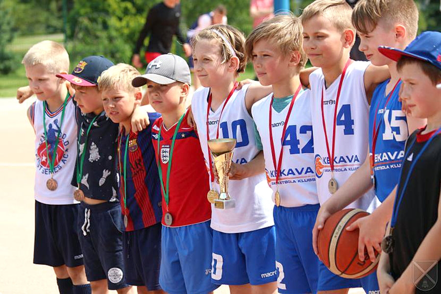 «A7 tūre» uzņem apgriezienus