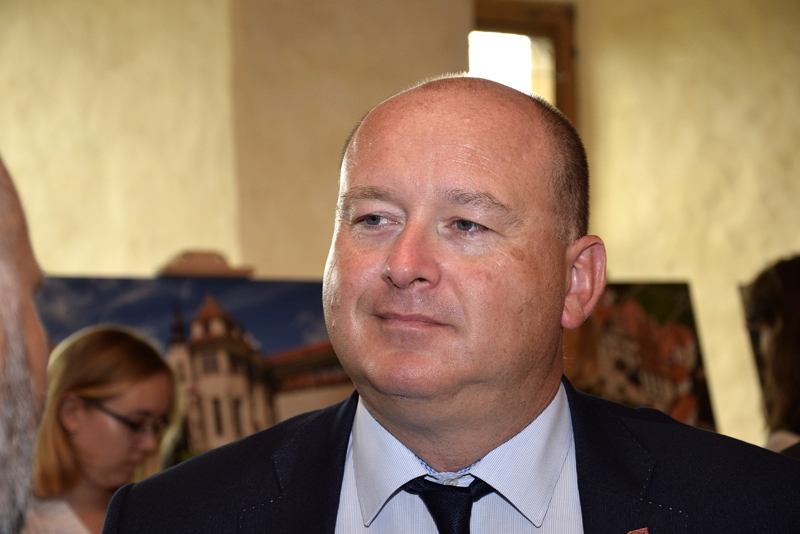 Bauskas pilī atklāj izstādi «Čehijas pilis Bauskā»