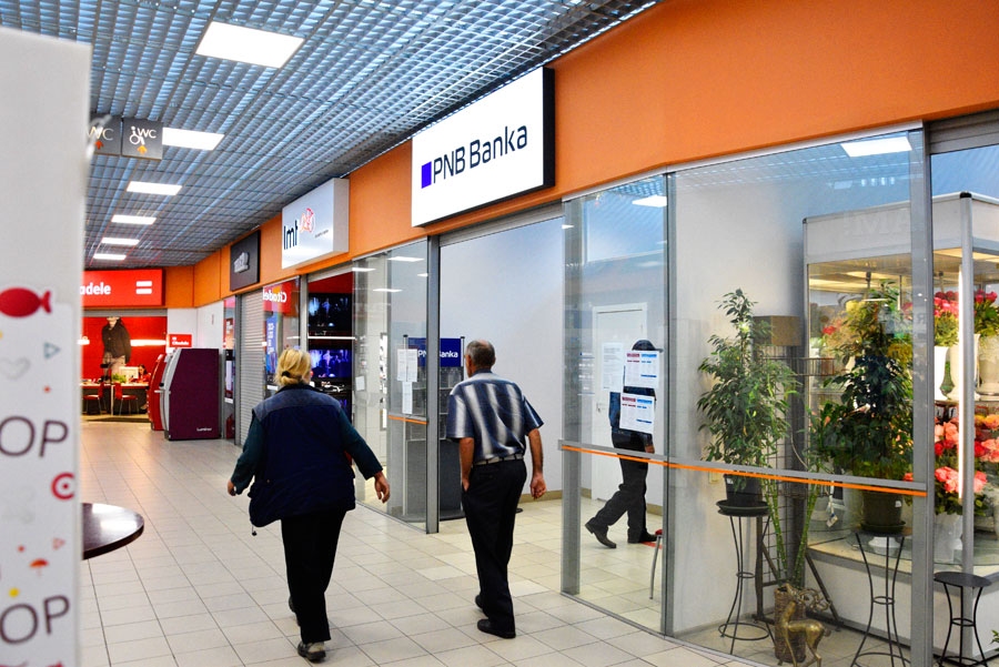 Banku klienti Bauskā rindās nestāv