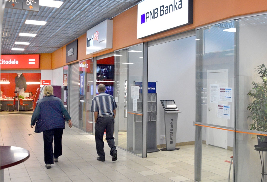 Banku klienti Bauskā rindās nestāv