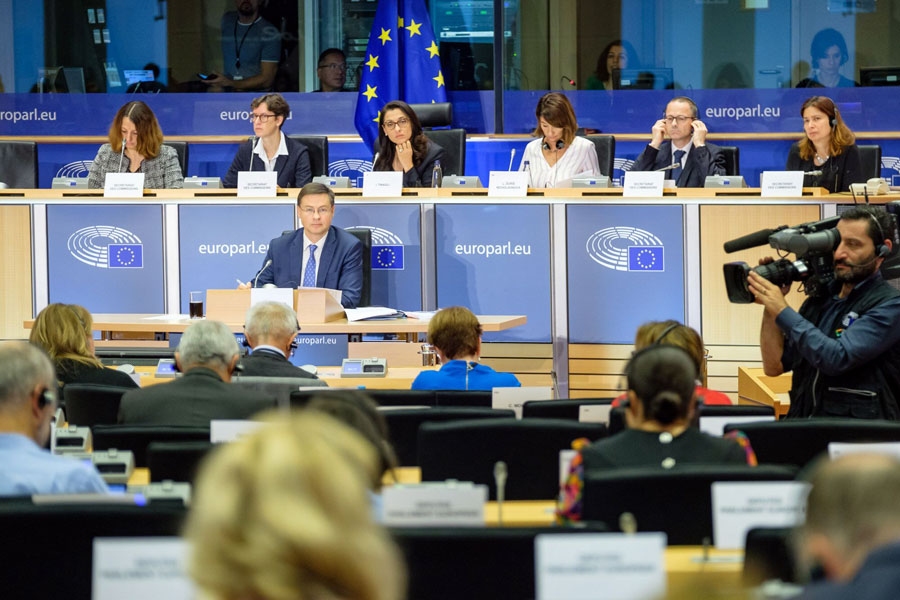 «Viss ir politizēts šajā parlamentā»