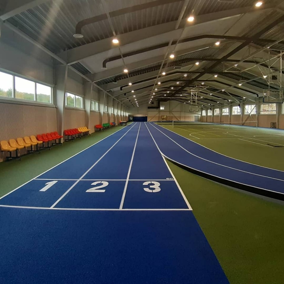 Ugālē par 2,08 mlj. eiro uzbūvēta jauna sporta manēža