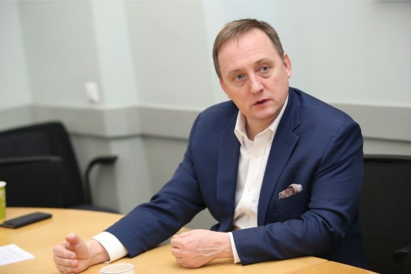 Latvijas Bankas prezidenta amatā ievēlē Mārtiņu Kazāku