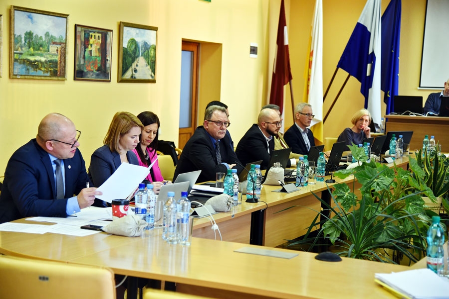 Pašvaldība prasīs aizņēmuma pagarinājumu