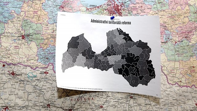 Saeimas deputāti pašvaldību reformā piedāvā izdalīt «pierobežas novadus» un ieviest apriņķus