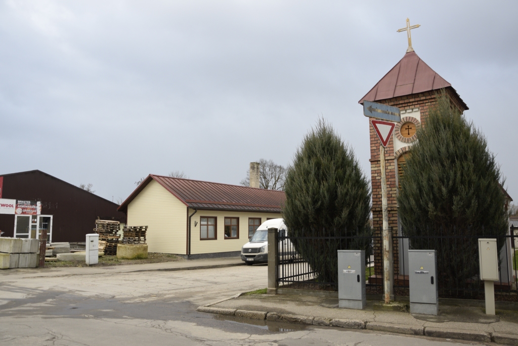 Spēļu zāle Bauskā atgriežas pretī Dieva namam
