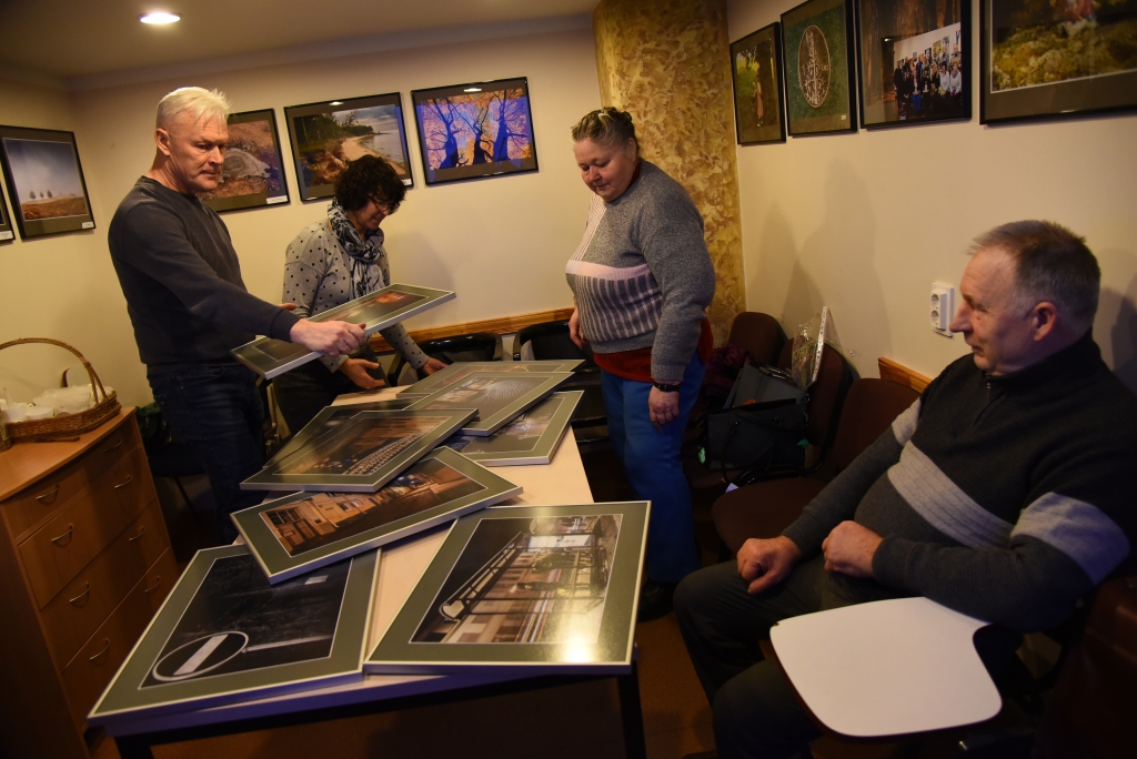 Bauskas tumsu iemūžina fotogrāfijās