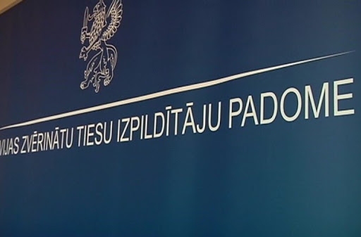 Tiesu izpildītāji bez maksas konsultēs iedzīvotājus par vecāku un bērnu saskarsmes tiesībām