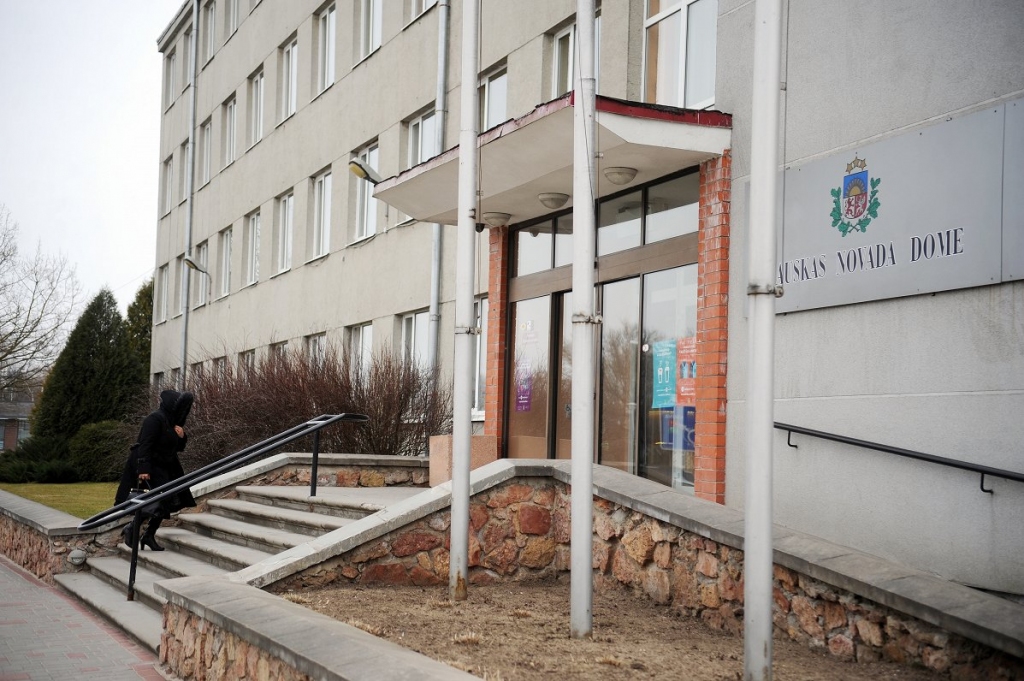 Bauskas novada domes sēdi rīko slēgtu