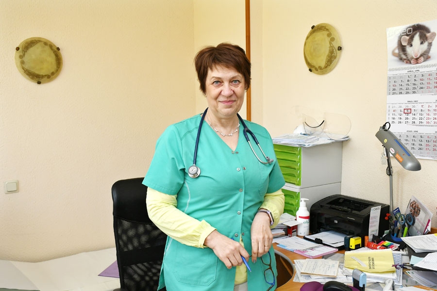 Ģimenes ārstu prakses paliek frontes līnijā