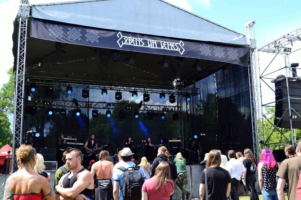 «Zobens un lemess» cer uz augustu