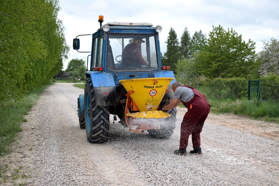Aptur putekļu izplatīšanos