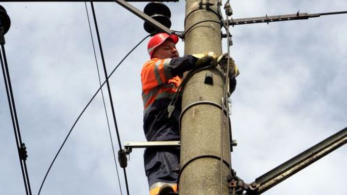 Elektroapgāde šorīt traucēta apmēram 4300 «Sadales tīkla» klientiem Bauskā