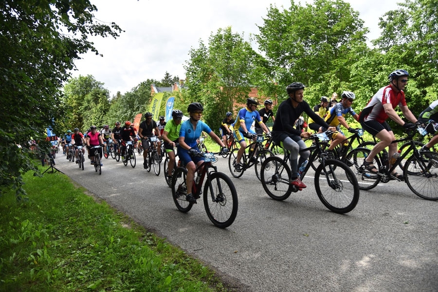 Iecavas velobrauciens šogad pulcē vairāk nekā 200 dalībnieku