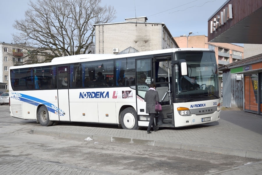 Atjaunos vairākus autobusu reisus maršrutā Rīga-Bauska