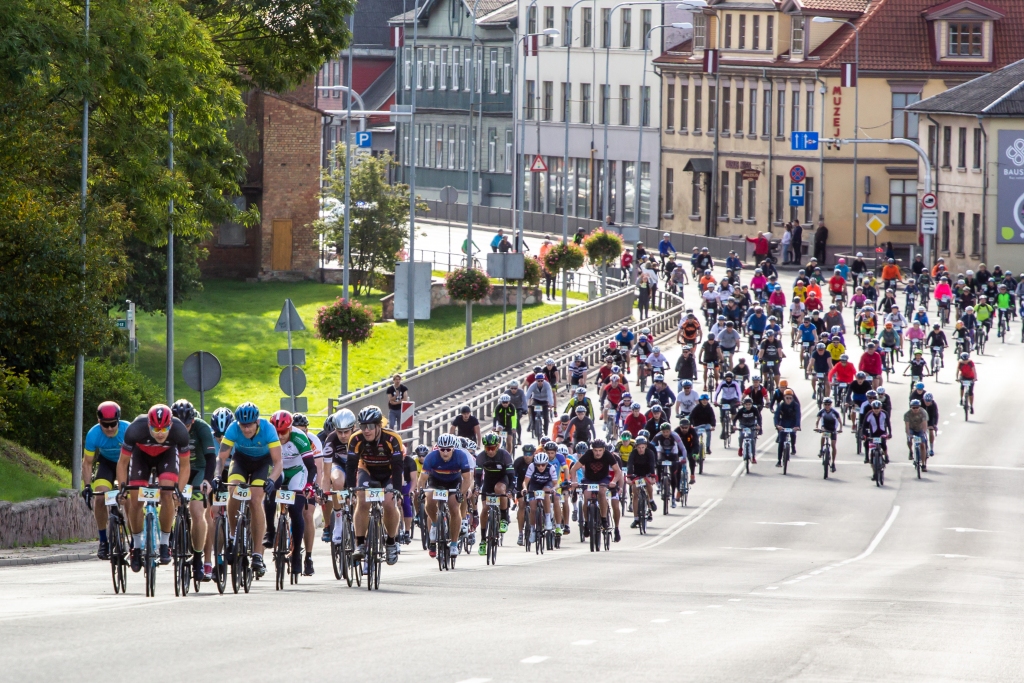 «Bauskas velo rudenī» – neredzēts ātrums, sīva konkurence un silta saule