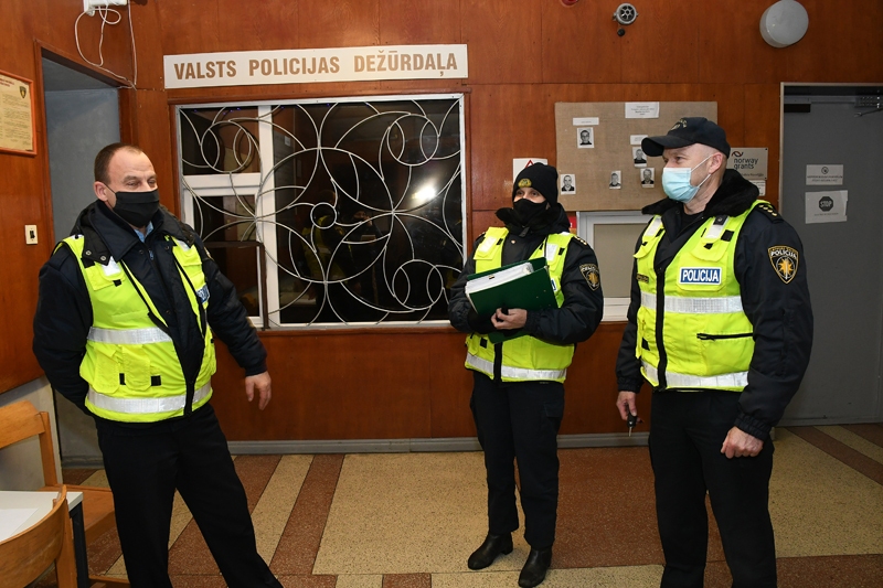 Mūspusē pārkāpējiem komandantstundā dažādi argumenti