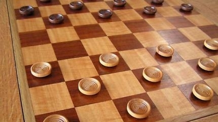 Aizvadītas Vecgada un Jaungada balvu izcīņas dambretē