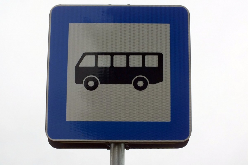 Atceļ 44 reģionālo autobusu reisus, to vidū arī maršrutā Rīga-Vecumnieki