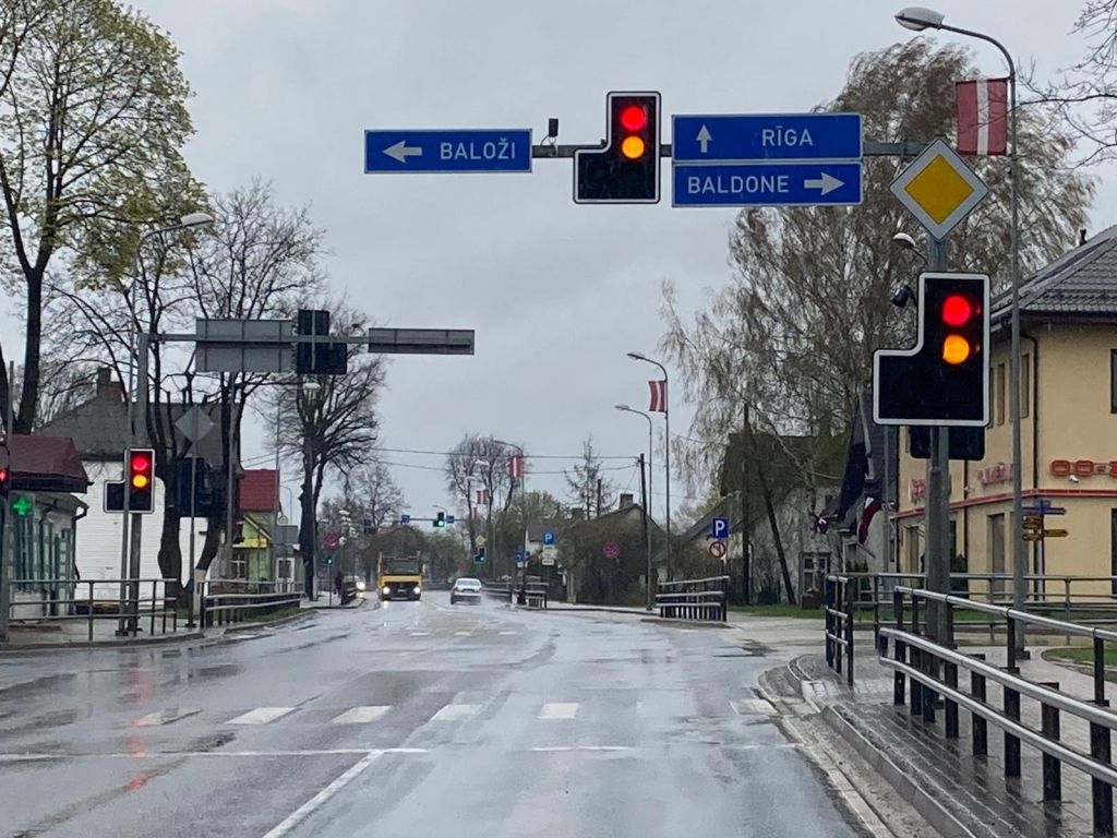 Iecavā šonedēļ plāno sākt tranzītielas – Rīgas ielas – asfalta seguma atjaunošanu