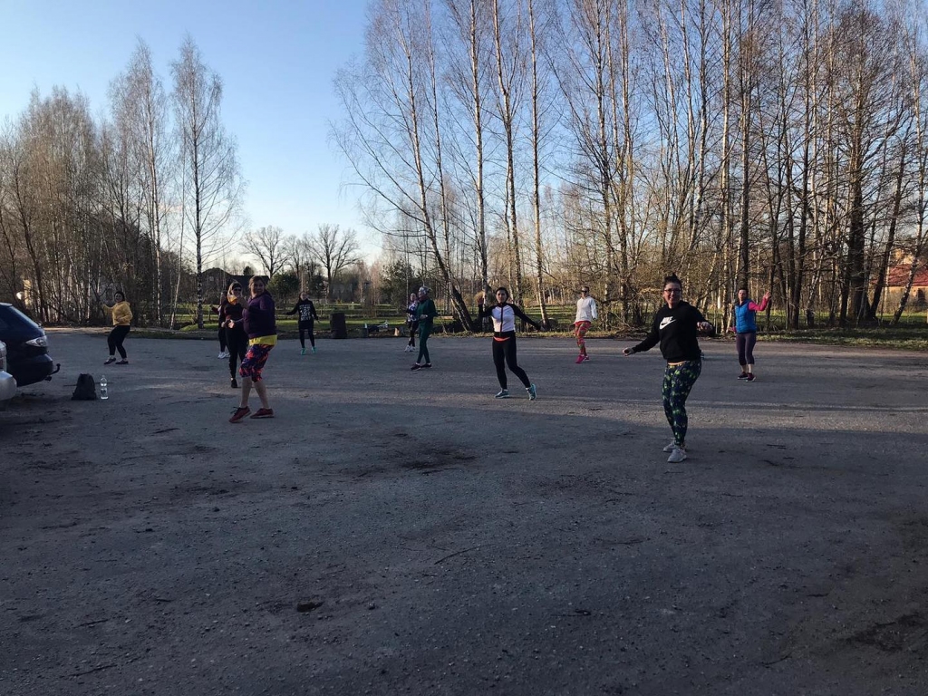 Vecumniekos atsāk zumbas nodarbības