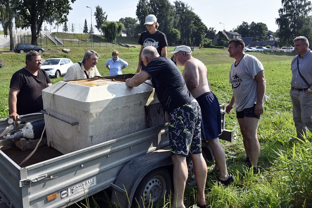 Mūsā un Mēmelē izlaiž vairāk nekā 30 tūkstošus mazu plēsoņu