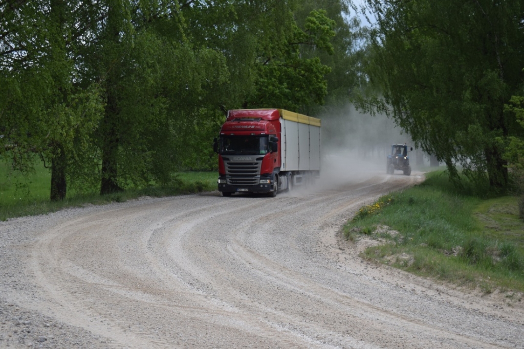 SM papildu finansējumu nākamgad plāno tērēt reģionālajiem ceļiem, sabiedriskajam transportam un velo ceļiem