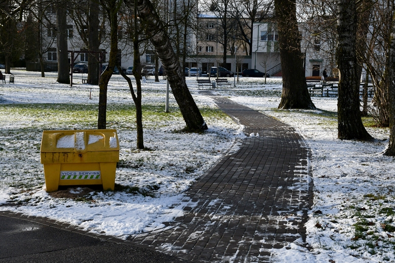 «Vides serviss» sagatavojies ziemas darbiem uz Bauskas ielām un ietvēm; pirmais sniegs problēmas neradīja